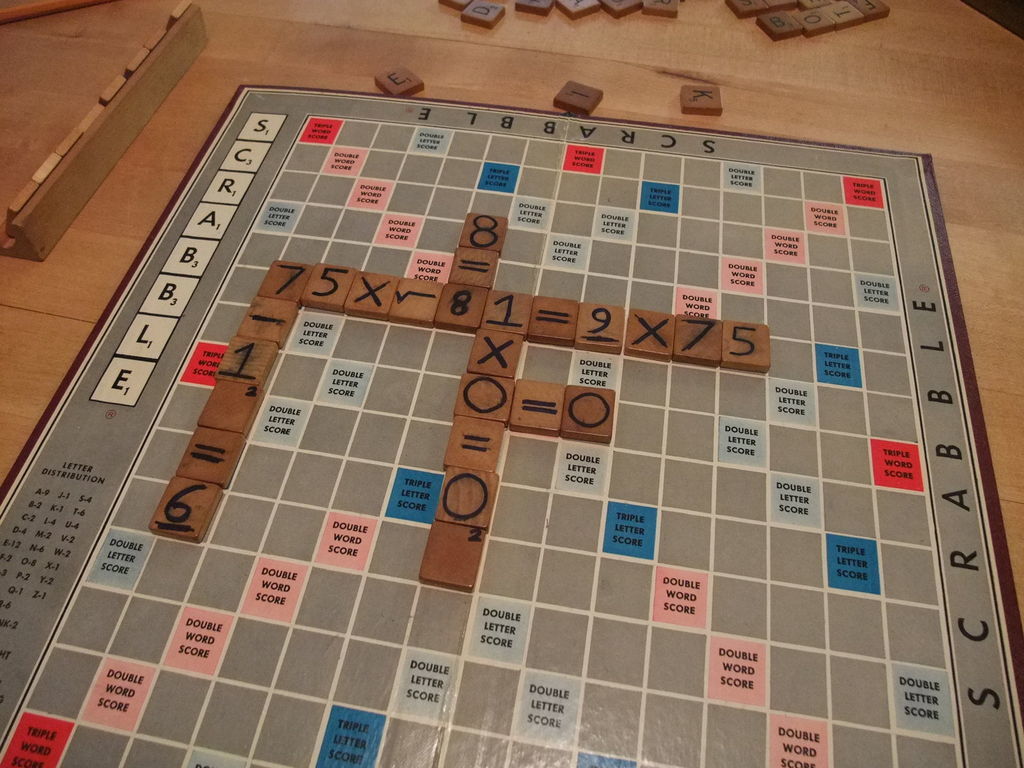 Math Scrabble! Abdeslem Smahi Brilliant